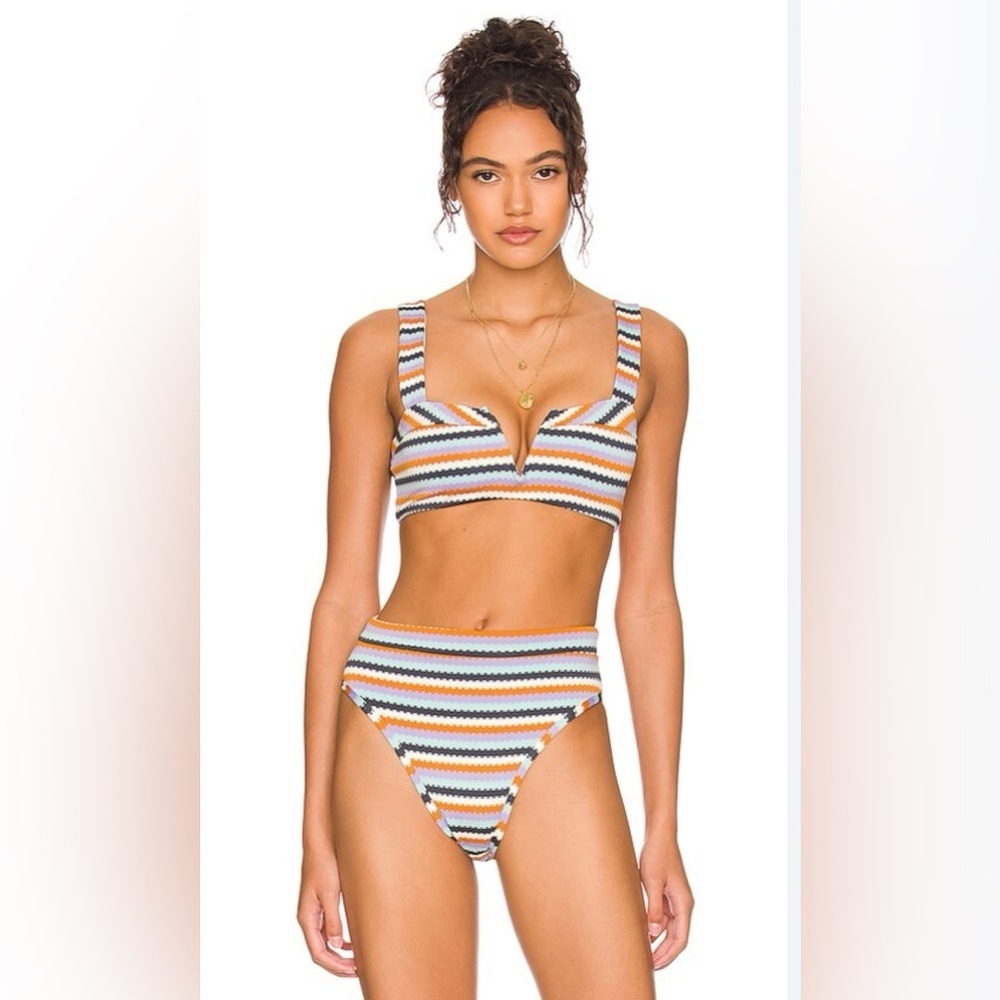 L Space Over the Moon Lee Lee Bralette & Frenchi Bitsy Bottom Bikini Set Sz M
